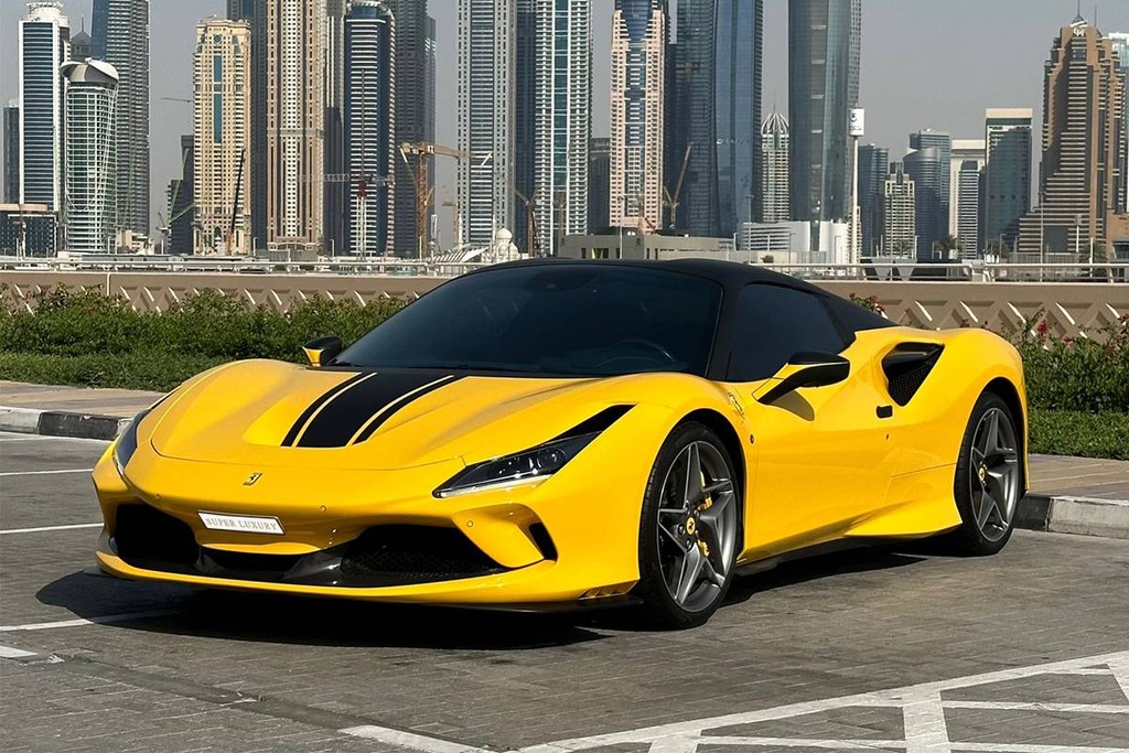 Ferrari F8 Spyder 2