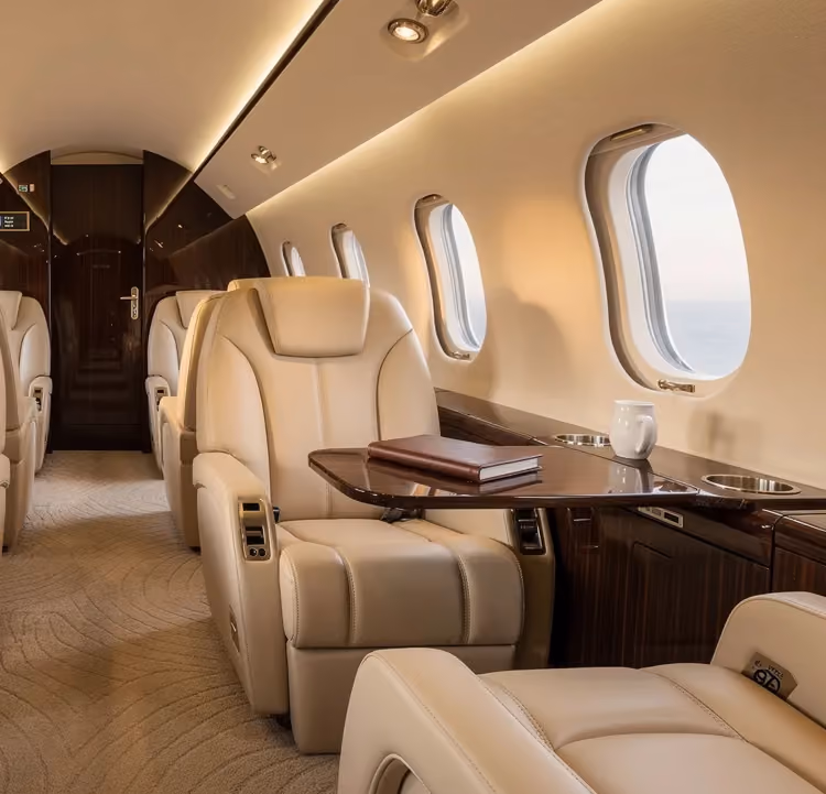 Falcon 900 LX 3