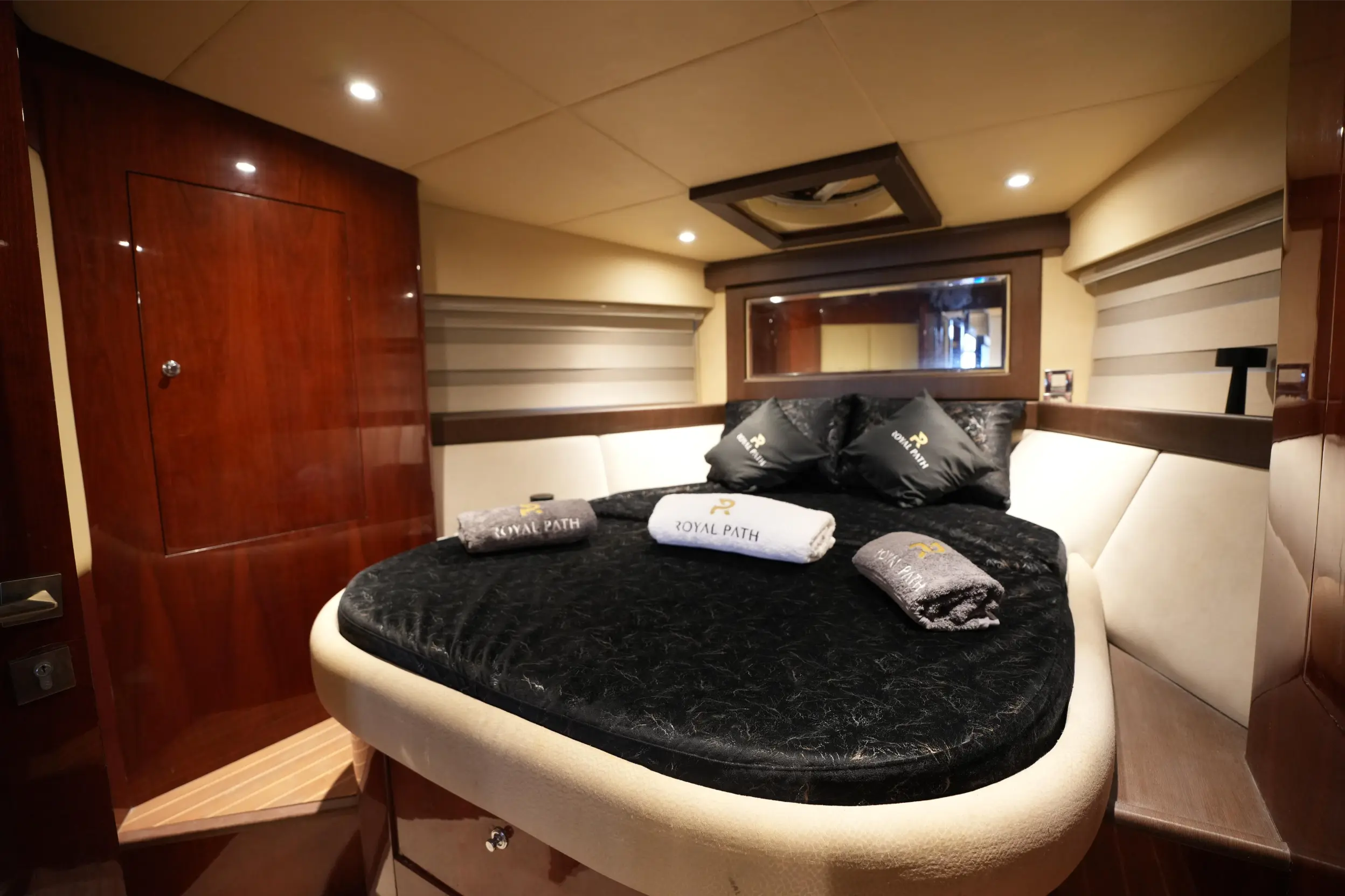 Dubai Pearl 4
