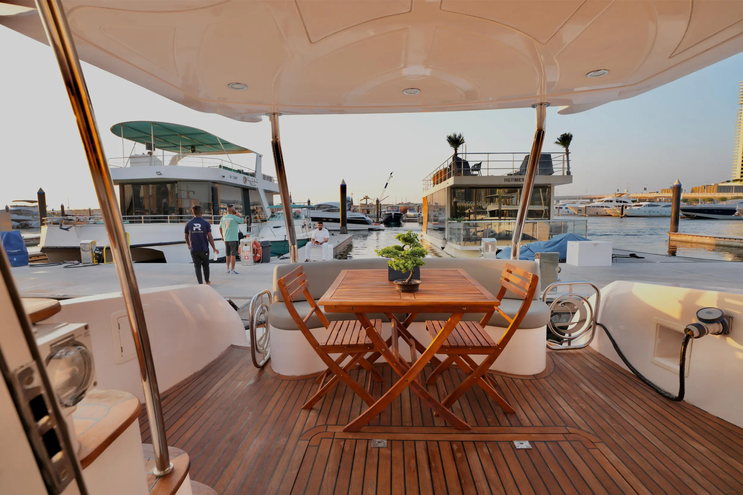 Dubai Pearl 7